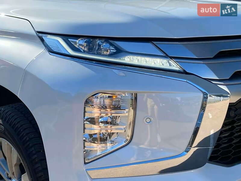 Внедорожник / Кроссовер Mitsubishi Pajero Sport 2024 в Киеве фото 4 Внедорожник / Кроссовер Mitsubishi Pajero Sport 2024 в Киеве