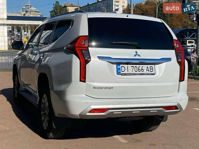Внедорожник / Кроссовер Mitsubishi Pajero Sport 2024 в Киеве фото 12 Внедорожник / Кроссовер Mitsubishi Pajero Sport 2024 в Киеве