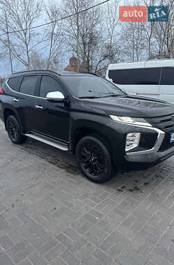 Внедорожник / Кроссовер Mitsubishi Pajero Sport 2021 в Партизанском