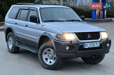 Позашляховик / Кросовер Mitsubishi Pajero Sport 2002 в Шпикові