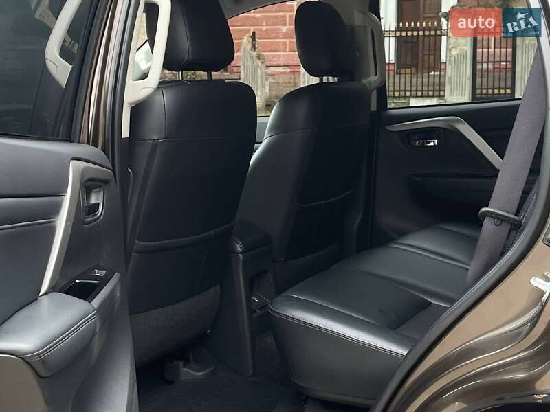 Внедорожник / Кроссовер Mitsubishi Pajero Sport 2021 в Николаеве фото 18 Внедорожник / Кроссовер Mitsubishi Pajero Sport 2021 в Николаеве