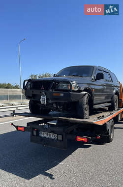 Позашляховик / Кросовер Mitsubishi Pajero Sport 2003 в Києві