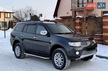 Позашляховик / Кросовер Mitsubishi Pajero Sport 2012 в Дніпрі