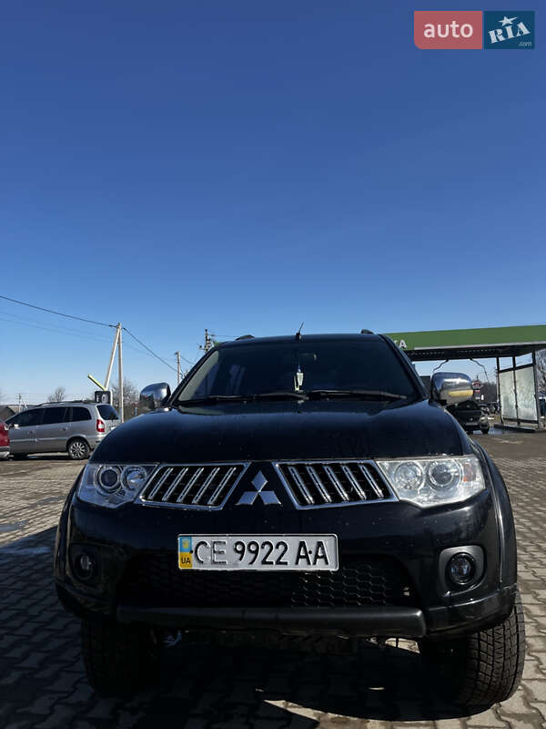 Mitsubishi Pajero Sport 2012