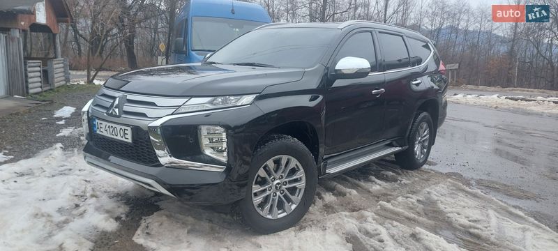 Mitsubishi Pajero Sport 2020