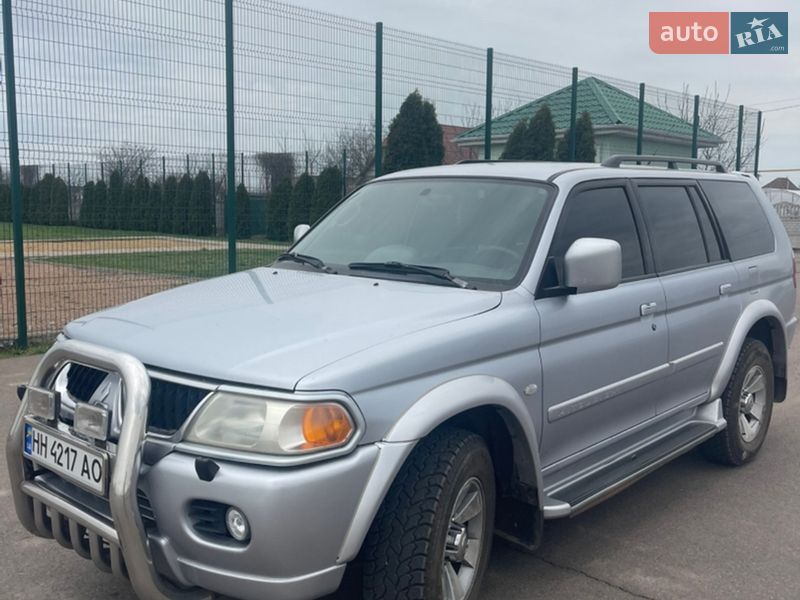 Mitsubishi Pajero Sport 2006