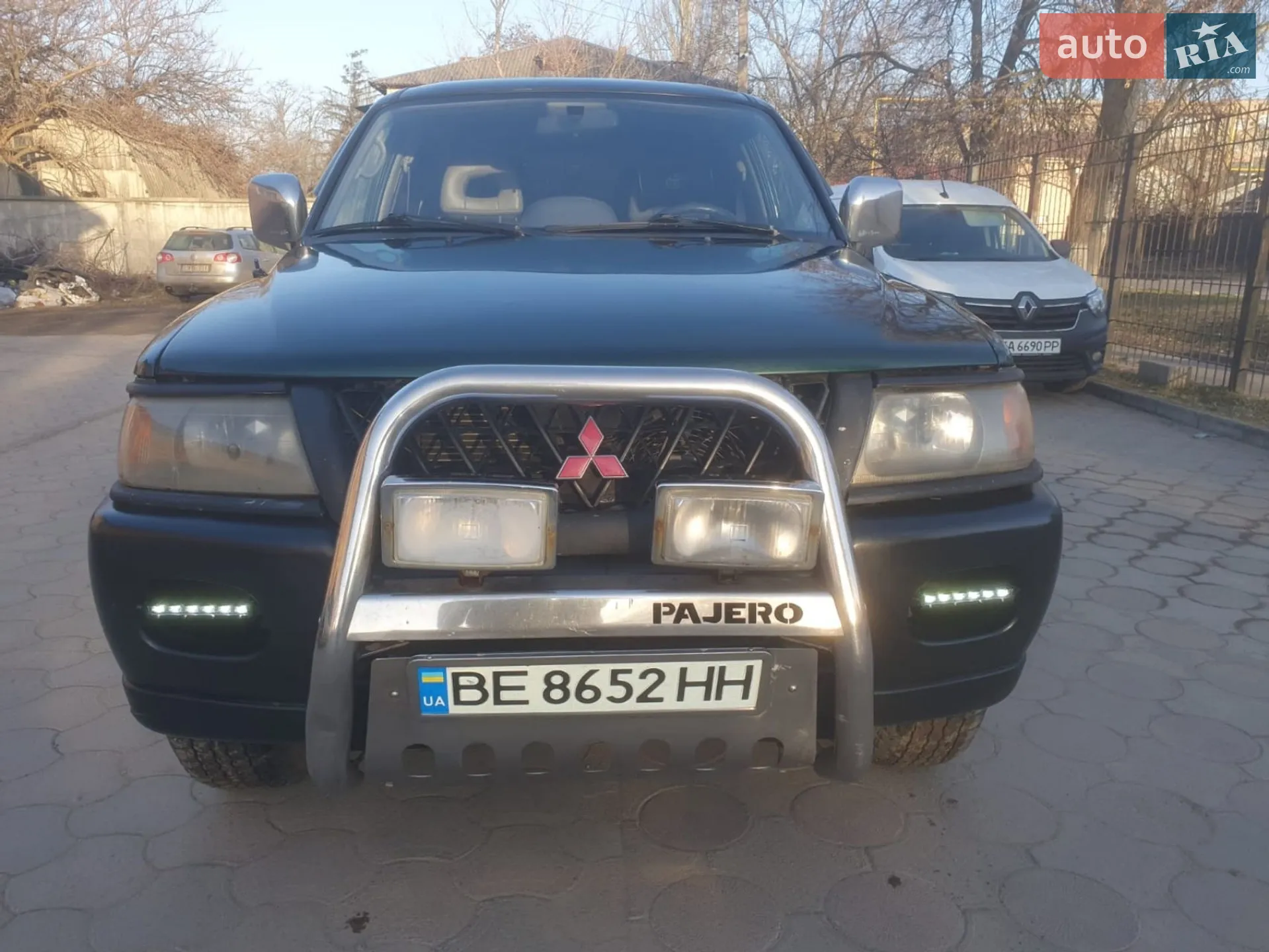 Mitsubishi Pajero Sport 2000