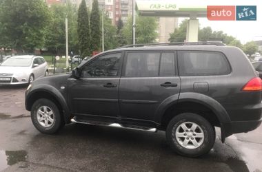 Позашляховик / Кросовер Mitsubishi Pajero Sport 2011 в Львові