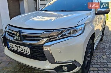 Позашляховик / Кросовер Mitsubishi Pajero Sport 2018 в Харкові