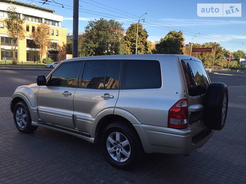 Внедорожник / Кроссовер Mitsubishi Pajero Wagon 2007 в Киеве