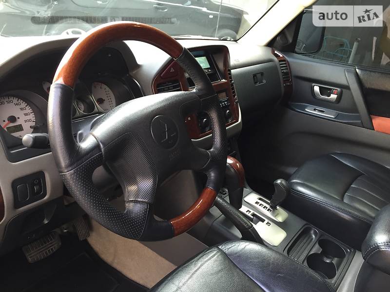 Внедорожник / Кроссовер Mitsubishi Pajero Wagon 2006 в Киеве