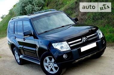 Внедорожник / Кроссовер Mitsubishi Pajero Wagon 2009 в Одессе