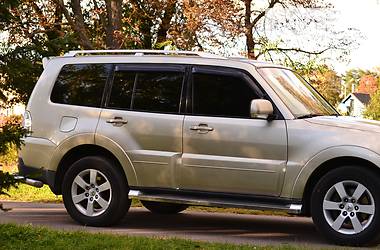 Внедорожник / Кроссовер Mitsubishi Pajero Wagon 2009 в Луцке