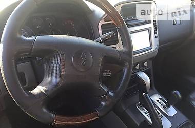 Позашляховик / Кросовер Mitsubishi Pajero Wagon 2004 в 