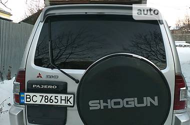 Позашляховик / Кросовер Mitsubishi Pajero Wagon 2001 в 