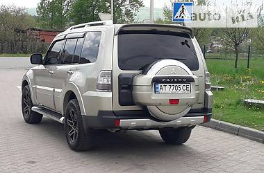 Седан Mitsubishi Pajero Wagon 2009 в Косове