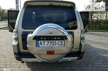 Седан Mitsubishi Pajero Wagon 2009 в Косове