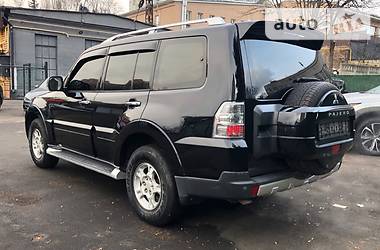 Позашляховик / Кросовер Mitsubishi Pajero Wagon 2008 в 