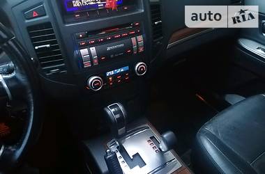 Позашляховик / Кросовер Mitsubishi Pajero Wagon 2008 в 