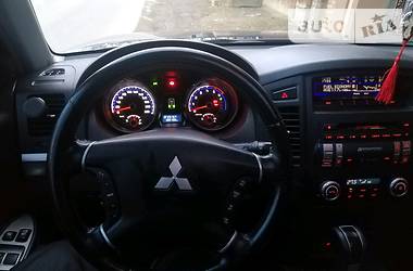 Позашляховик / Кросовер Mitsubishi Pajero Wagon 2008 в 