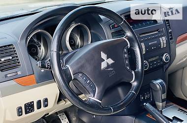 Позашляховик / Кросовер Mitsubishi Pajero Wagon 2007 в 