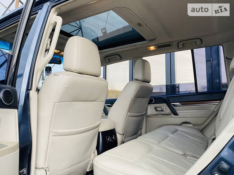 Внедорожник / Кроссовер Mitsubishi Pajero Wagon 2007 в Харькове
