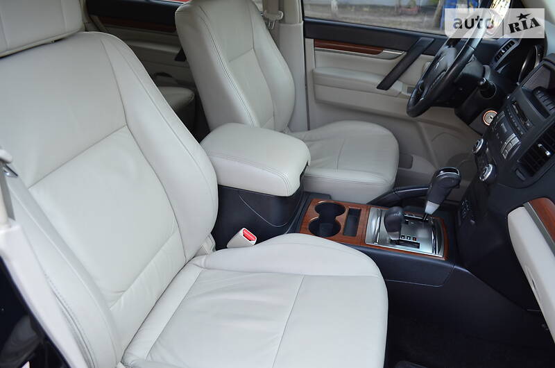 Позашляховик / Кросовер Mitsubishi Pajero Wagon 2007 в Харкові