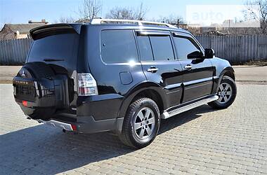 Позашляховик / Кросовер Mitsubishi Pajero Wagon 2007 в 