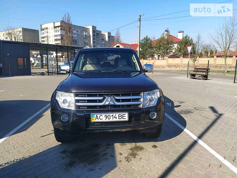 Внедорожник / Кроссовер Mitsubishi Pajero Wagon 2007 в 