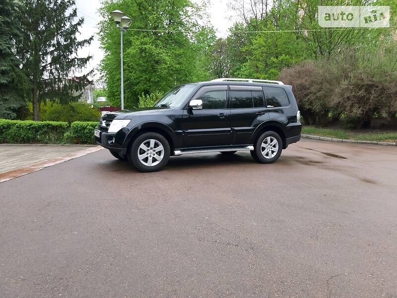 Позашляховик / Кросовер Mitsubishi Pajero Wagon 2008 в Житомирі