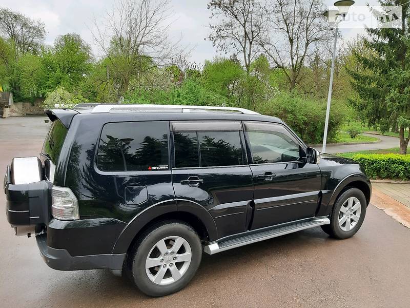 Позашляховик / Кросовер Mitsubishi Pajero Wagon 2008 в Житомирі