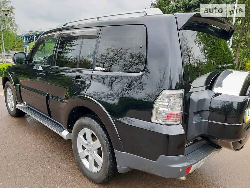 Позашляховик / Кросовер Mitsubishi Pajero Wagon 2008 в Житомирі