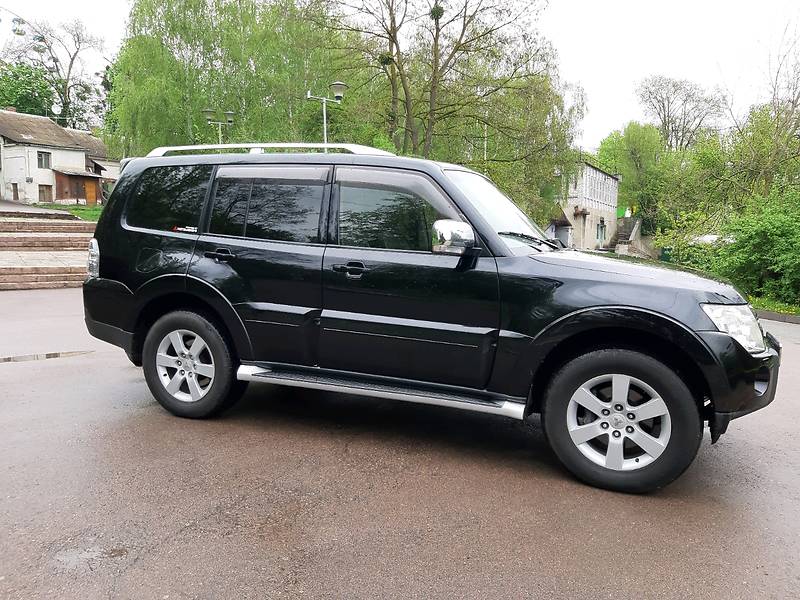 Позашляховик / Кросовер Mitsubishi Pajero Wagon 2008 в Житомирі