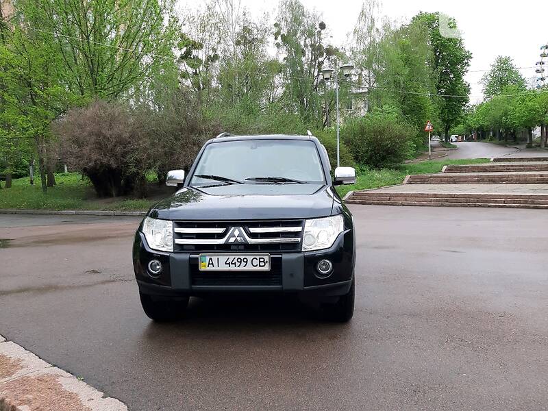 Позашляховик / Кросовер Mitsubishi Pajero Wagon 2008 в Житомирі