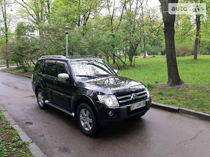 Позашляховик / Кросовер Mitsubishi Pajero Wagon 2008 в Житомирі
