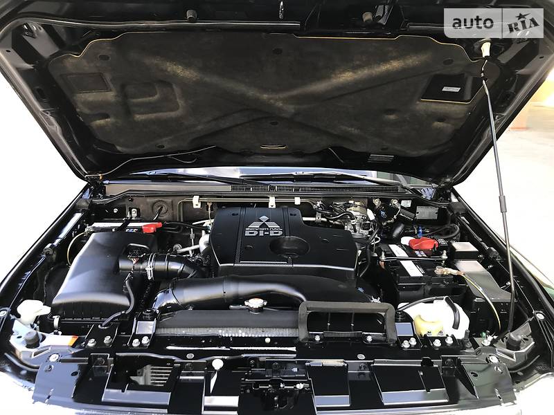 Універсал Mitsubishi Pajero Wagon 2015 в Вінниці фото 25 Універсал Mitsubishi Pajero Wagon 2015 в Вінниці