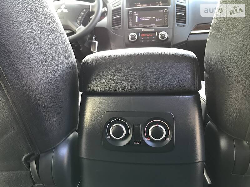Універсал Mitsubishi Pajero Wagon 2015 в Вінниці фото 55 Універсал Mitsubishi Pajero Wagon 2015 в Вінниці