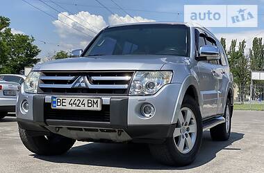 Позашляховик / Кросовер Mitsubishi Pajero Wagon 2007 в 
