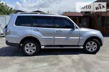 Позашляховик / Кросовер Mitsubishi Pajero Wagon 2007 в 