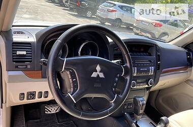 Позашляховик / Кросовер Mitsubishi Pajero Wagon 2007 в 