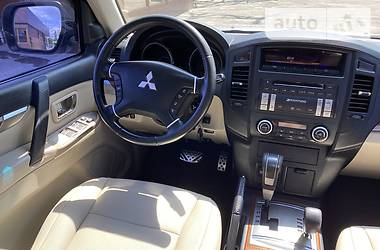Позашляховик / Кросовер Mitsubishi Pajero Wagon 2007 в 