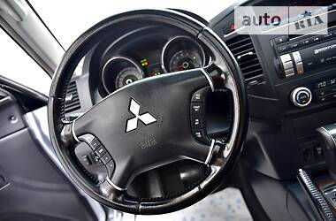 Позашляховик / Кросовер Mitsubishi Pajero Wagon 2007 в 
