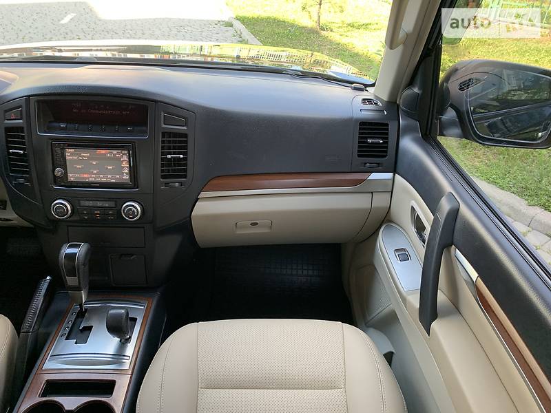 Позашляховик / Кросовер Mitsubishi Pajero Wagon 2008 в Івано-Франківську