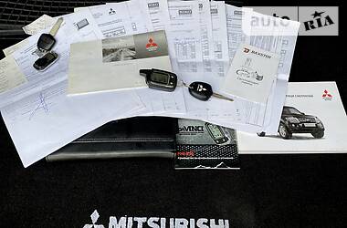 Позашляховик / Кросовер Mitsubishi Pajero Wagon 2015 в 