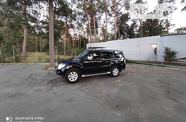 Внедорожник / Кроссовер Mitsubishi Pajero Wagon 2009 в Виннице