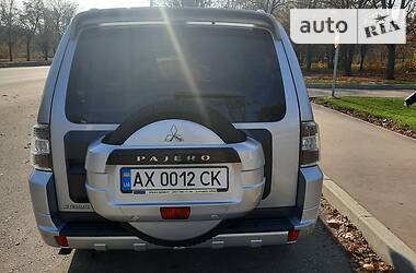 Внедорожник / Кроссовер Mitsubishi Pajero Wagon 2011 в Харькове