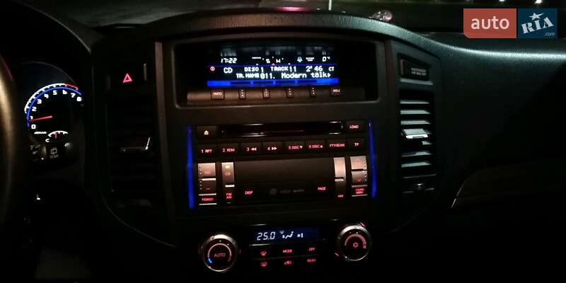 Позашляховик / Кросовер Mitsubishi Pajero Wagon 2011 в Харкові