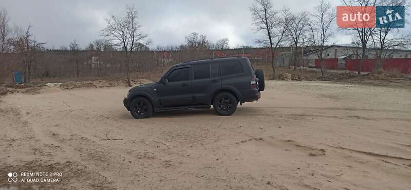 Mitsubishi Pajero Wagon 2005