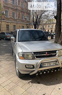 Внедорожник / Кроссовер Mitsubishi Pajero Wagon 2001 в Одессе