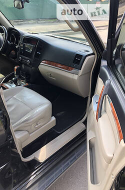 Внедорожник / Кроссовер Mitsubishi Pajero Wagon 2007 в 